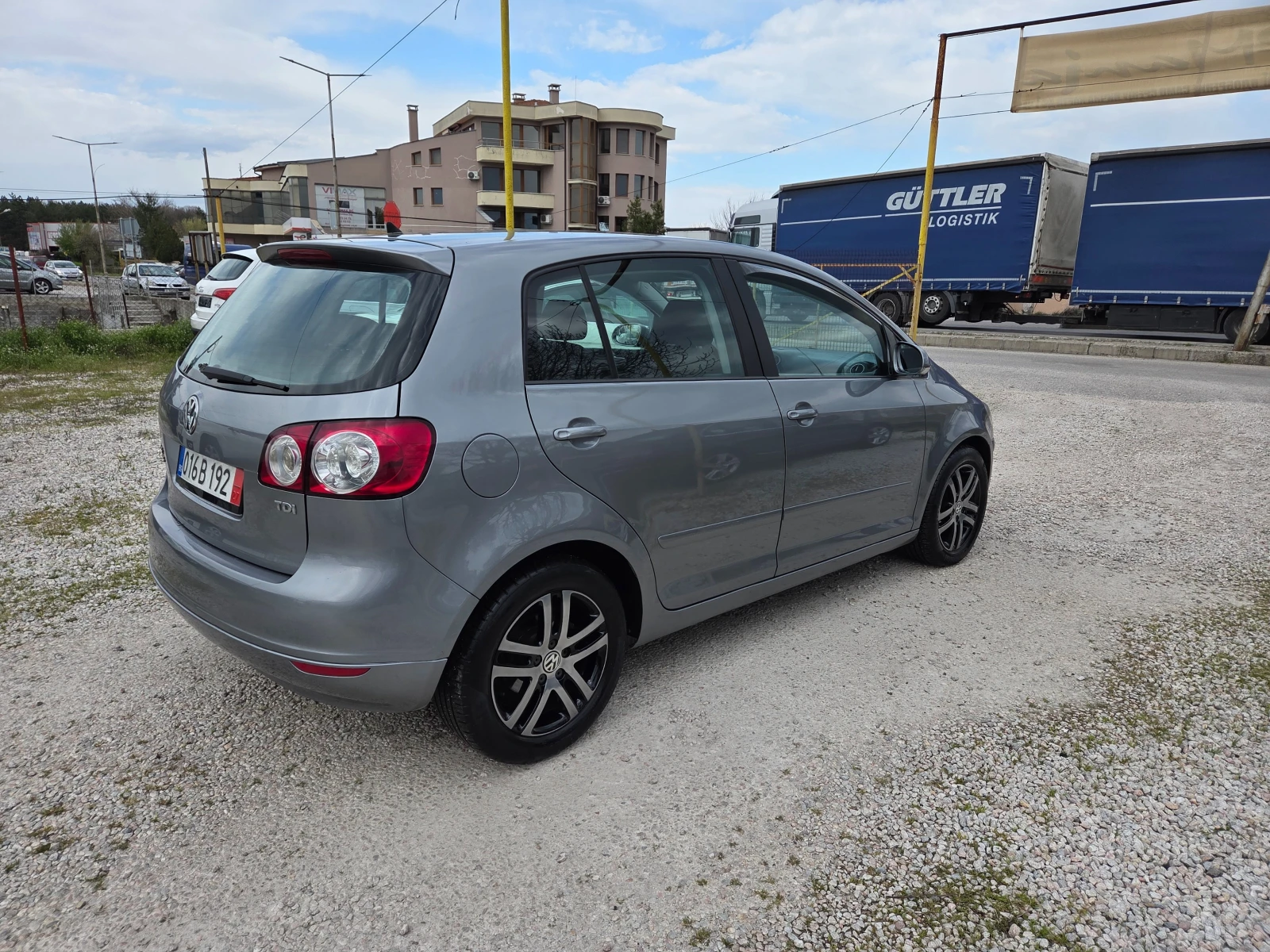 VW Golf Plus 1.9TDI 6ck.NAVI, снимка 4 - Автомобили и джипове - 54156372