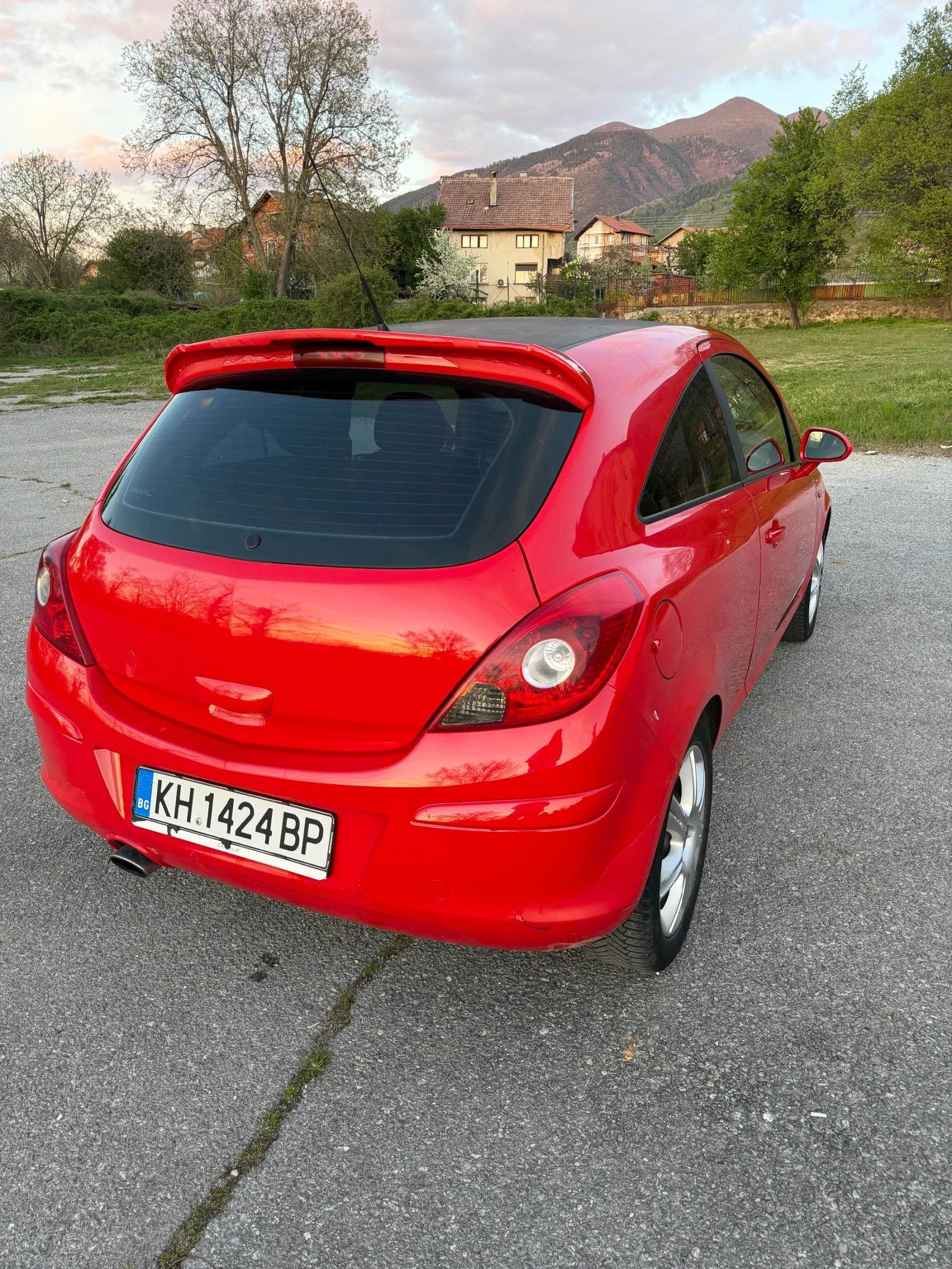 Opel Corsa 1.2 газ/бензин, снимка 4 - Автомобили и джипове - 54323938