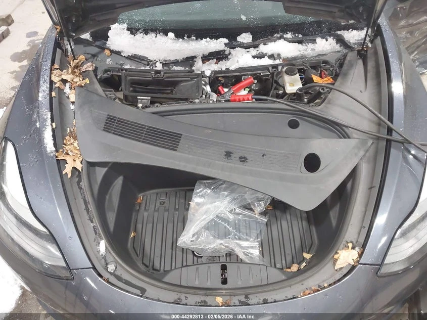 Tesla Model 3 Long Range Dual Motor All-Wheel Drive, снимка 10 - Автомобили и джипове - 54422872