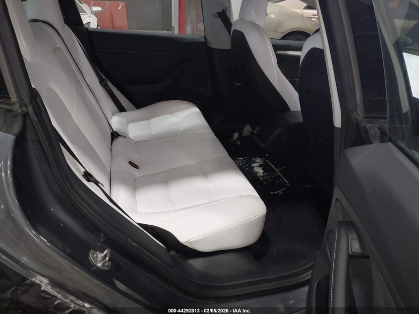 Tesla Model 3 Long Range Dual Motor All-Wheel Drive, снимка 8 - Автомобили и джипове - 54422872