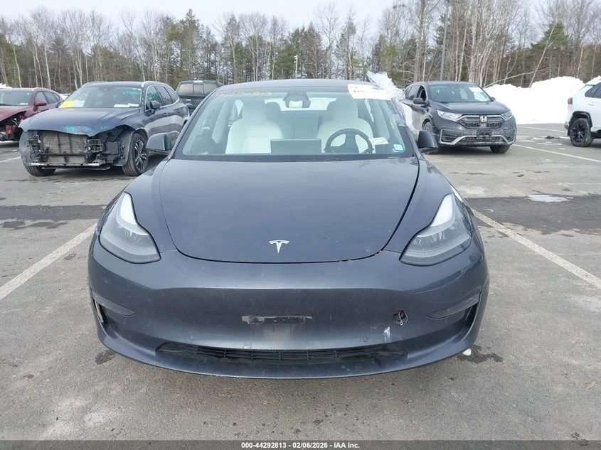 Tesla Model 3 Long Range Dual Motor All-Wheel Drive, снимка 12 - Автомобили и джипове - 54422872