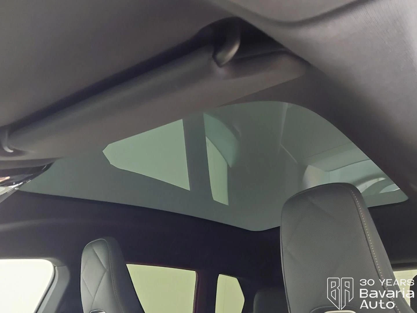 BMW iX 40 xDrive Sport, снимка 10 - Автомобили и джипове - 54428152