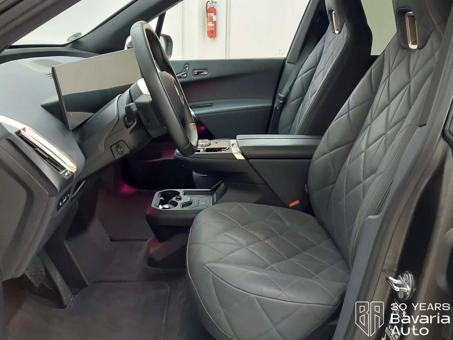 BMW iX 40 xDrive Sport, снимка 6 - Автомобили и джипове - 54428152