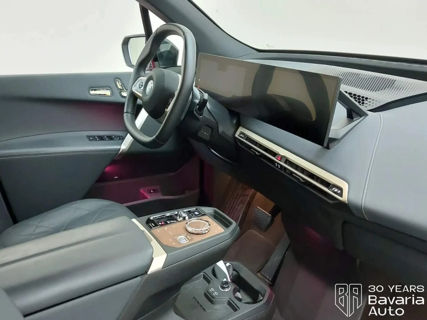 BMW iX 40 xDrive Sport, снимка 8 - Автомобили и джипове - 54428152