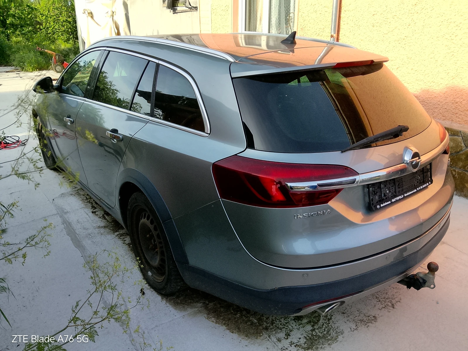 Opel Insignia, снимка 3 - Автомобили и джипове - 54620786