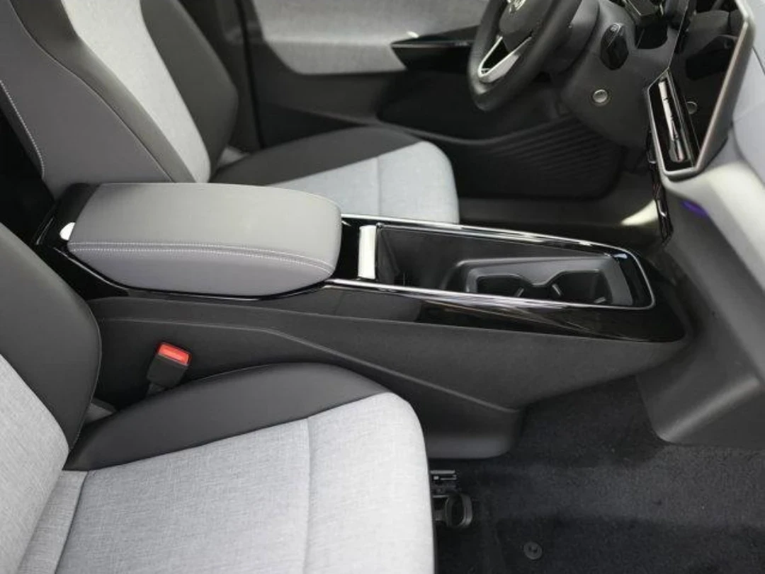 VW ID.4, снимка 12 - Автомобили и джипове - 54737021