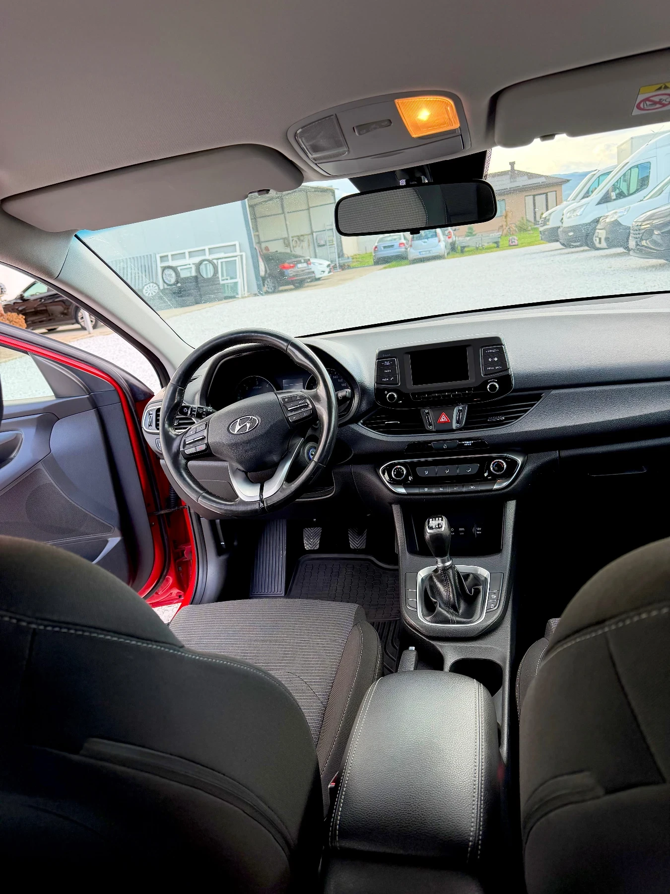 Hyundai I30 1.6, снимка 10 - Автомобили и джипове - 54756368
