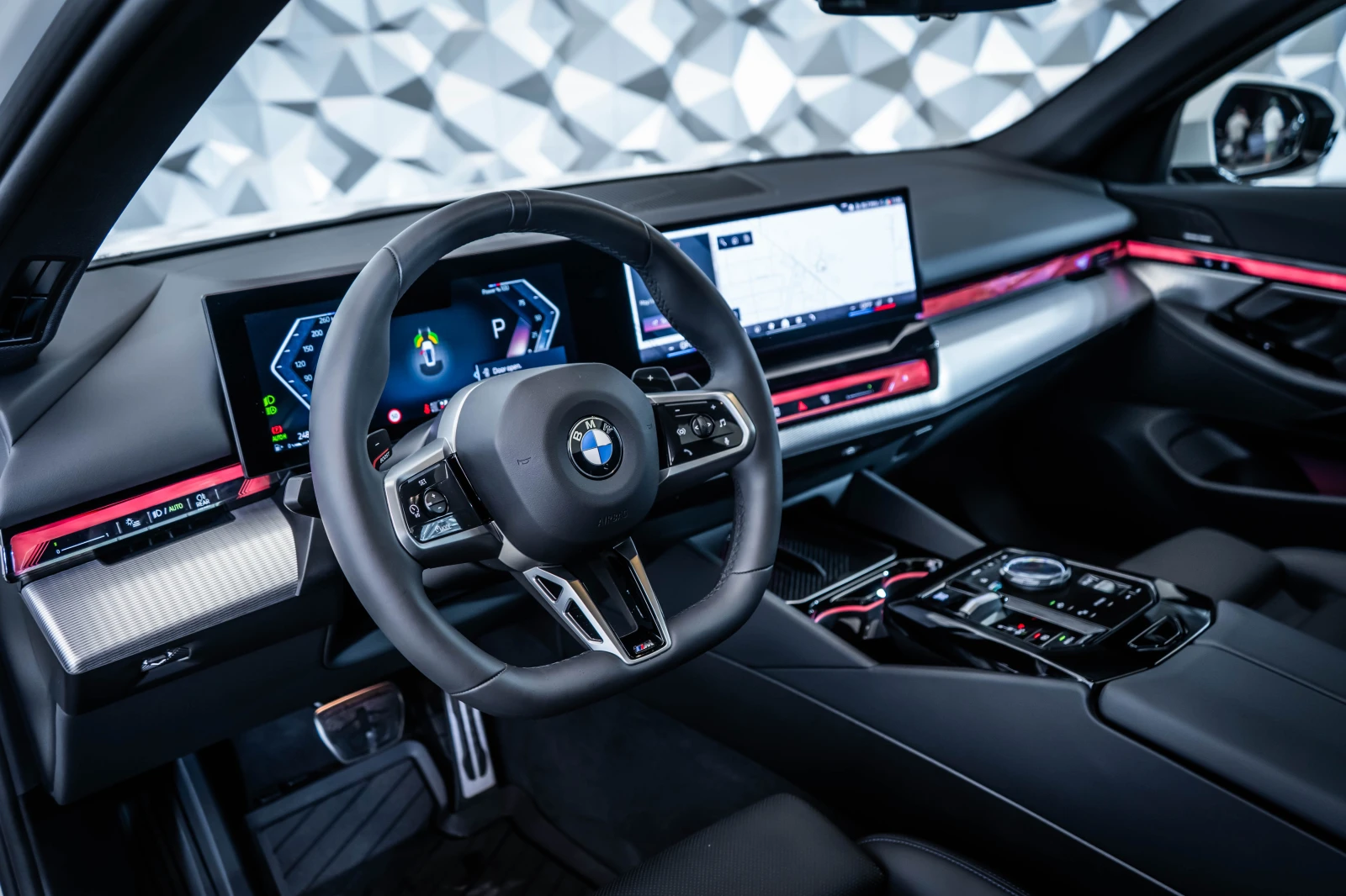 BMW 540 d xDrive* M-Sport* Pano* H/K, снимка 8 - Автомобили и джипове - 54884460