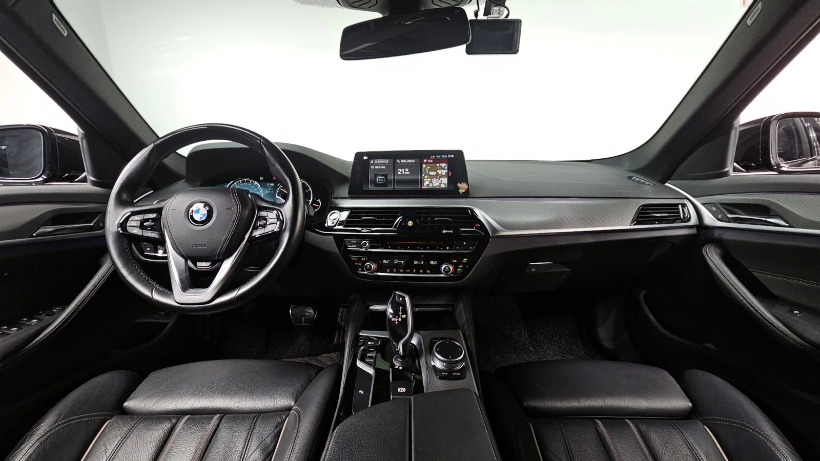 BMW 520 | Дистроник | Подгрев | Шибидах | , снимка 8 - Автомобили и джипове - 55191974