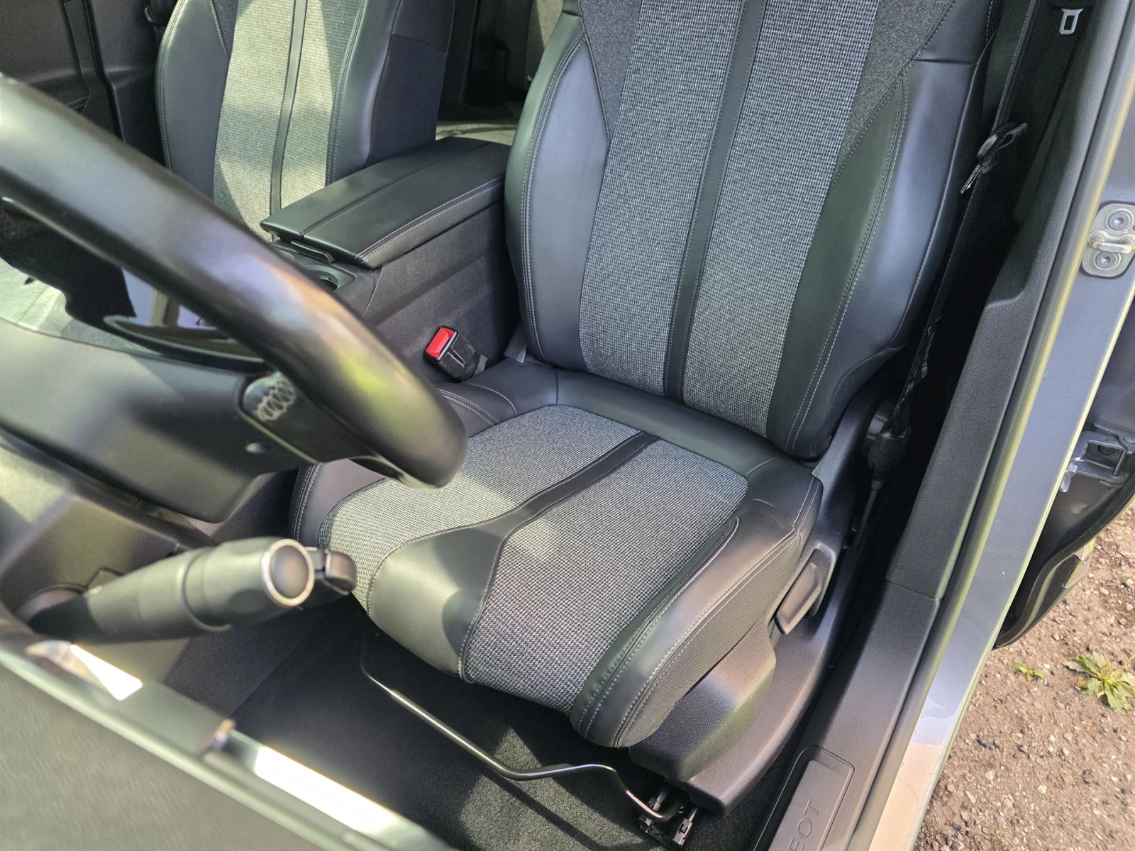 Peugeot 3008 1.2 PureTech Allure | Mobile.bg � ����������� 10