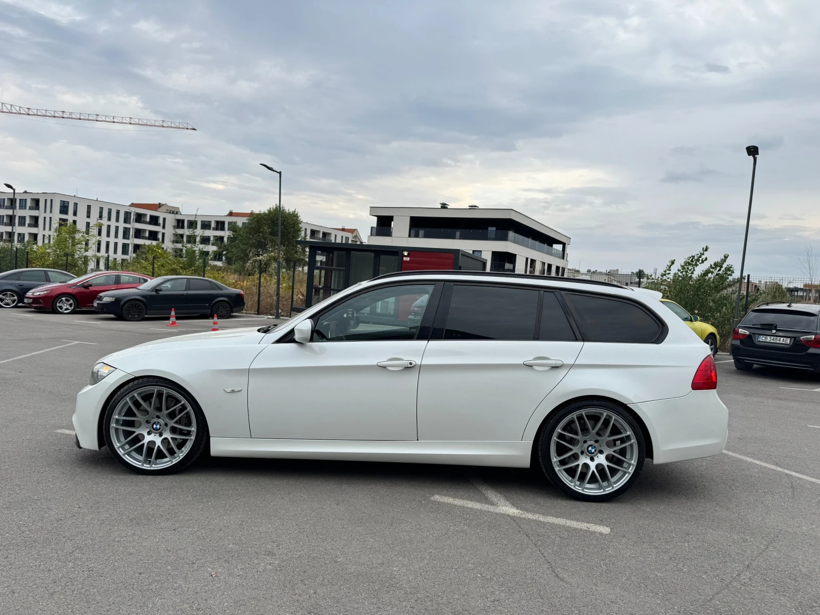 BMW 335 D/LCI/INDIVIDUAL/M-PACK/KEYLESS, снимка 5 - Автомобили и джипове - 56045669