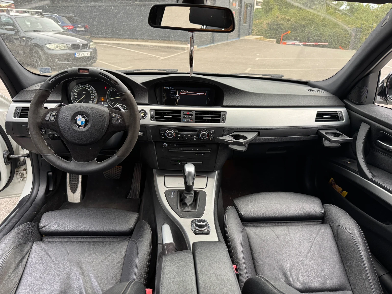 BMW 335 D/LCI/INDIVIDUAL/M-PACK/KEYLESS, снимка 13 - Автомобили и джипове - 56045669