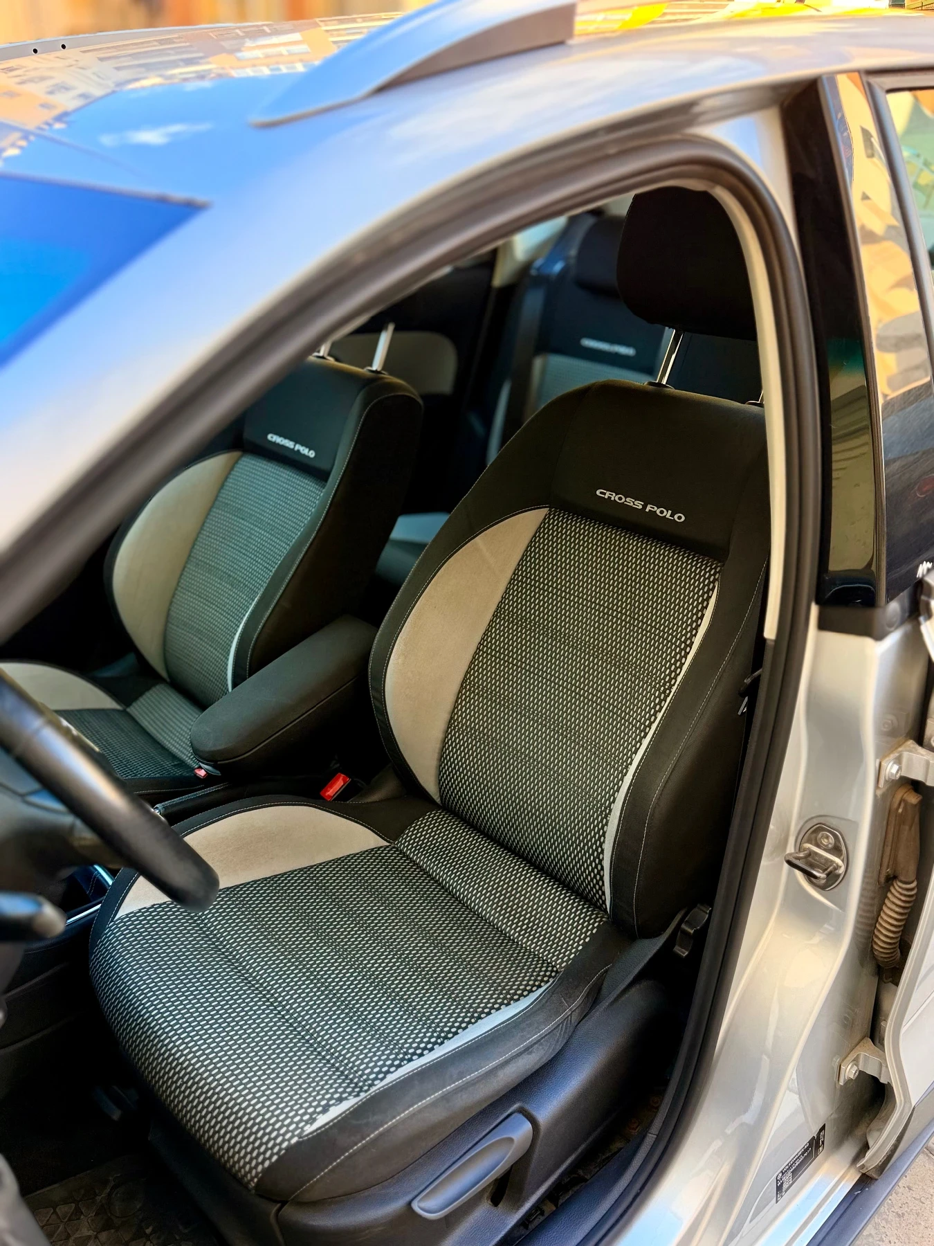 VW Polo Cross , снимка 8 - Автомобили и джипове - 56258657