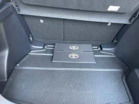Toyota C-HR 2.0 HYBRID  | Mobile.bg    15