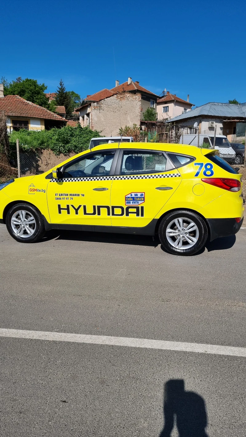 Hyundai IX35 2.0 ГАЗ/Бензин, снимка 16 - Автомобили и джипове - 49521478