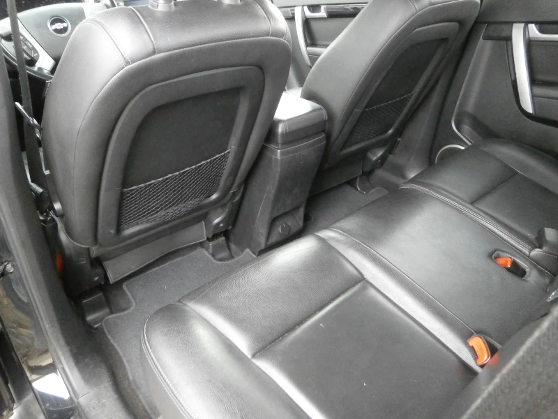 Chevrolet Captiva 2.4i/Aut./135.000 km., снимка 11 - Автомобили и джипове - 46881189