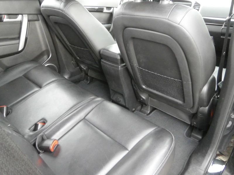 Chevrolet Captiva 2.4i/Aut./135.000 km., снимка 12 - Автомобили и джипове - 46881189