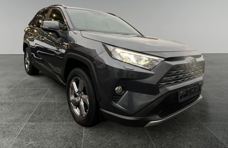 Toyota Rav4 2, 5 Hybrid 4x4 Team D* Technik Paket* NAVI, снимка 1 - Автомобили и джипове - 48383587