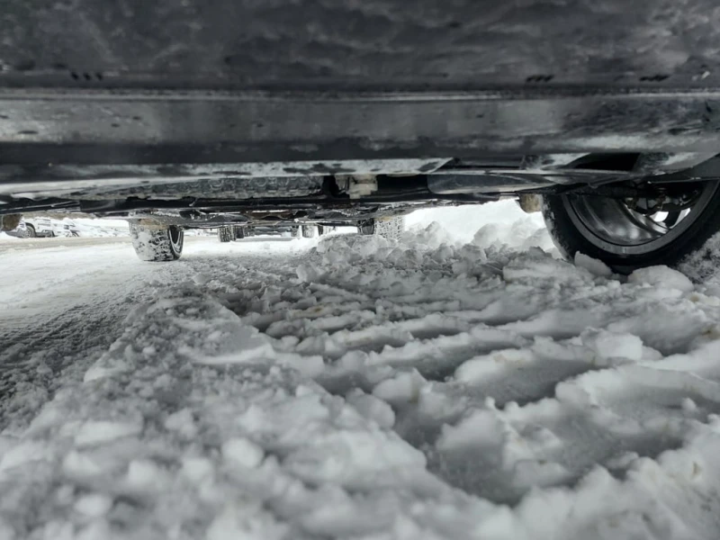 Audi Q3 * PROGRESSIV * CARFAX * БЕЗ ПЪРВОНАЧАЛНА ВНОСКА, снимка 16 - Автомобили и джипове - 53330346