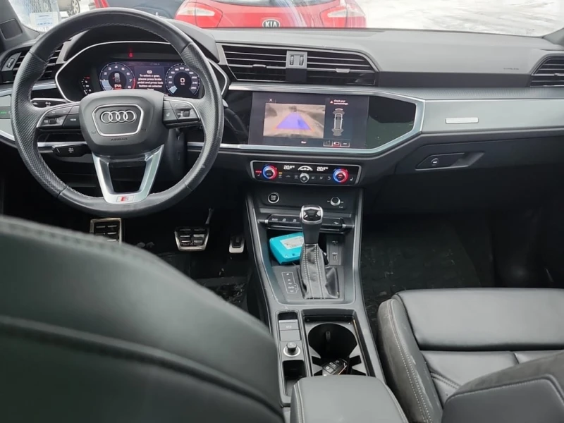 Audi Q3 * PROGRESSIV * CARFAX * БЕЗ ПЪРВОНАЧАЛНА ВНОСКА, снимка 10 - Автомобили и джипове - 53330346