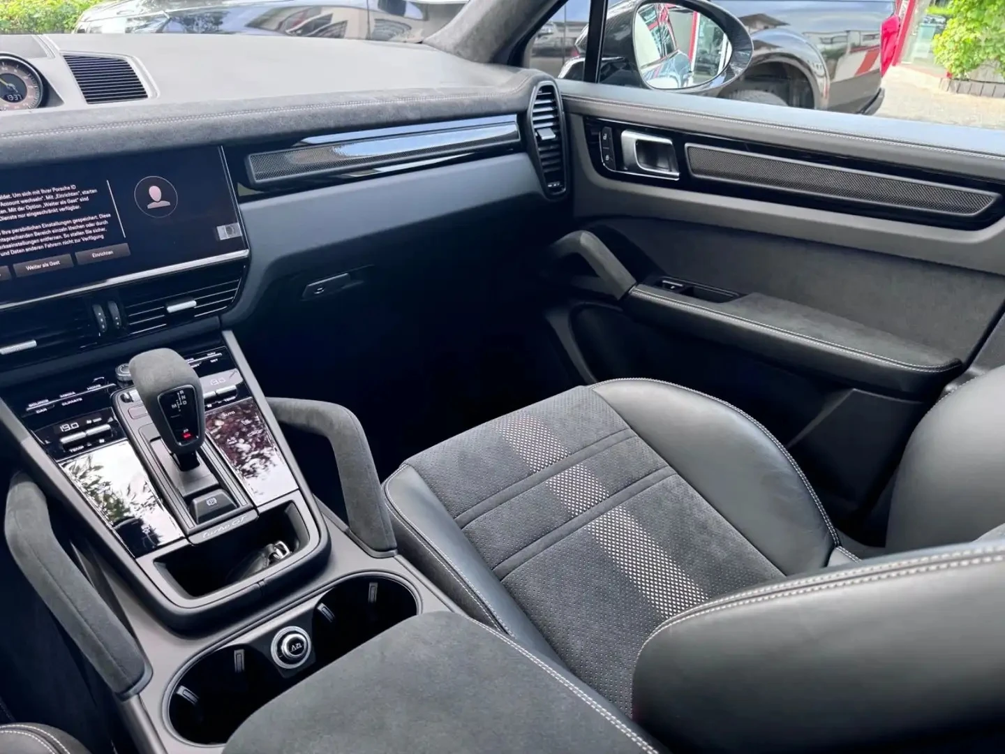 Porsche Cayenne Turbo GT 4.0 V8 - изображение 6