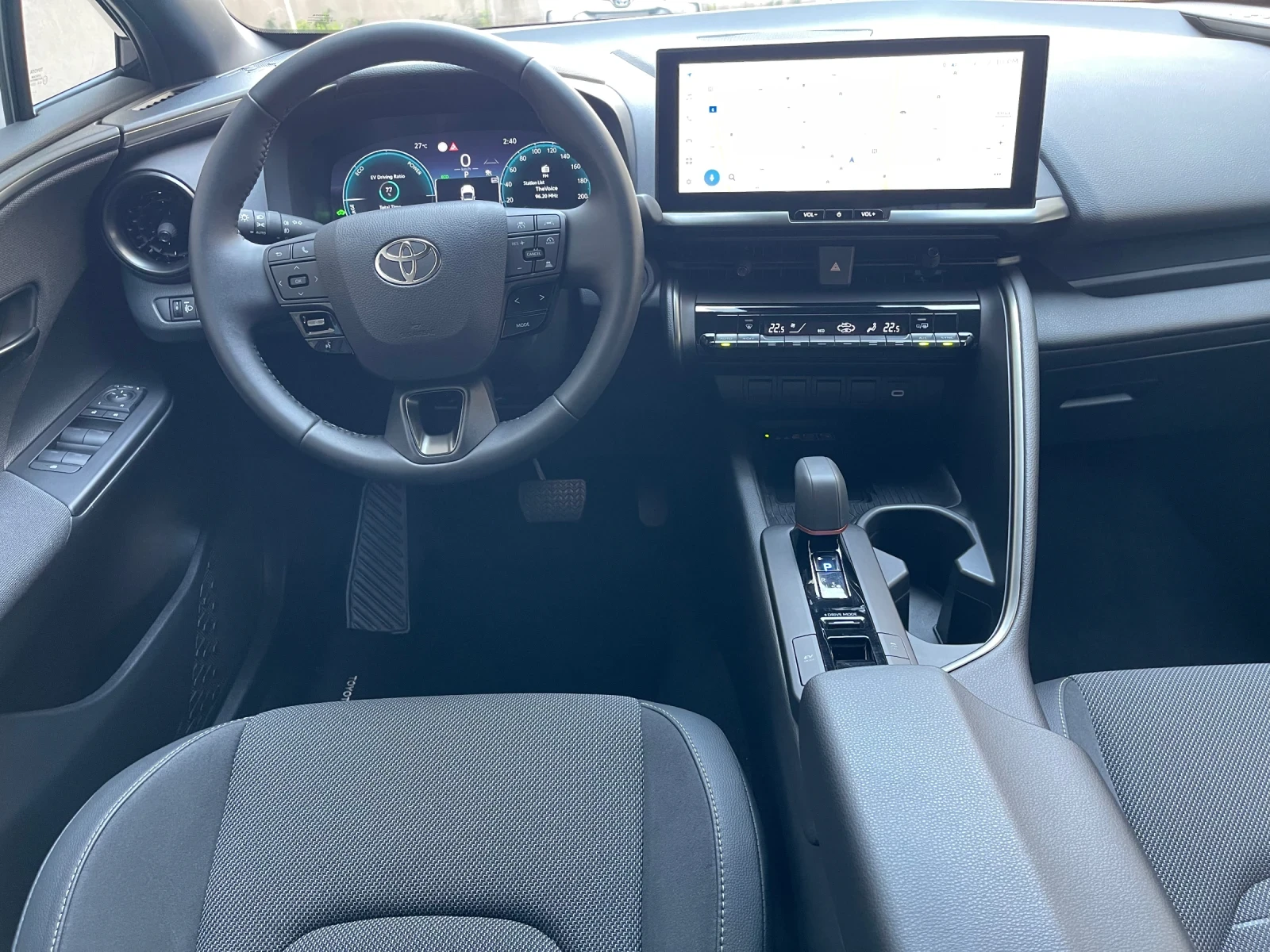 Toyota C-HR 2.0 HYBRID  - изображение 10