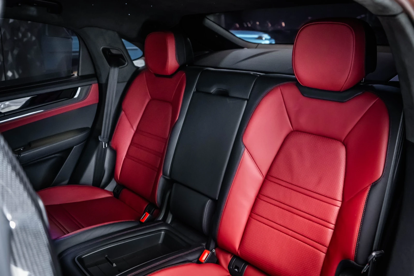 Porsche Cayenne Turbo GT* E-Hybrid Coupe* Carbon* Alcantara* ����� | Mobile.bg � ����������� 15