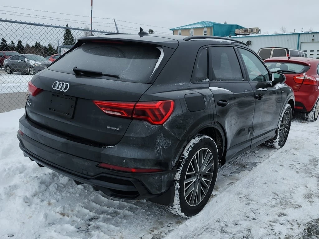 Audi Q3 * PROGRESSIV * CARFAX * БЕЗ ПЪРВОНАЧАЛНА ВНОСКА - изображение 3