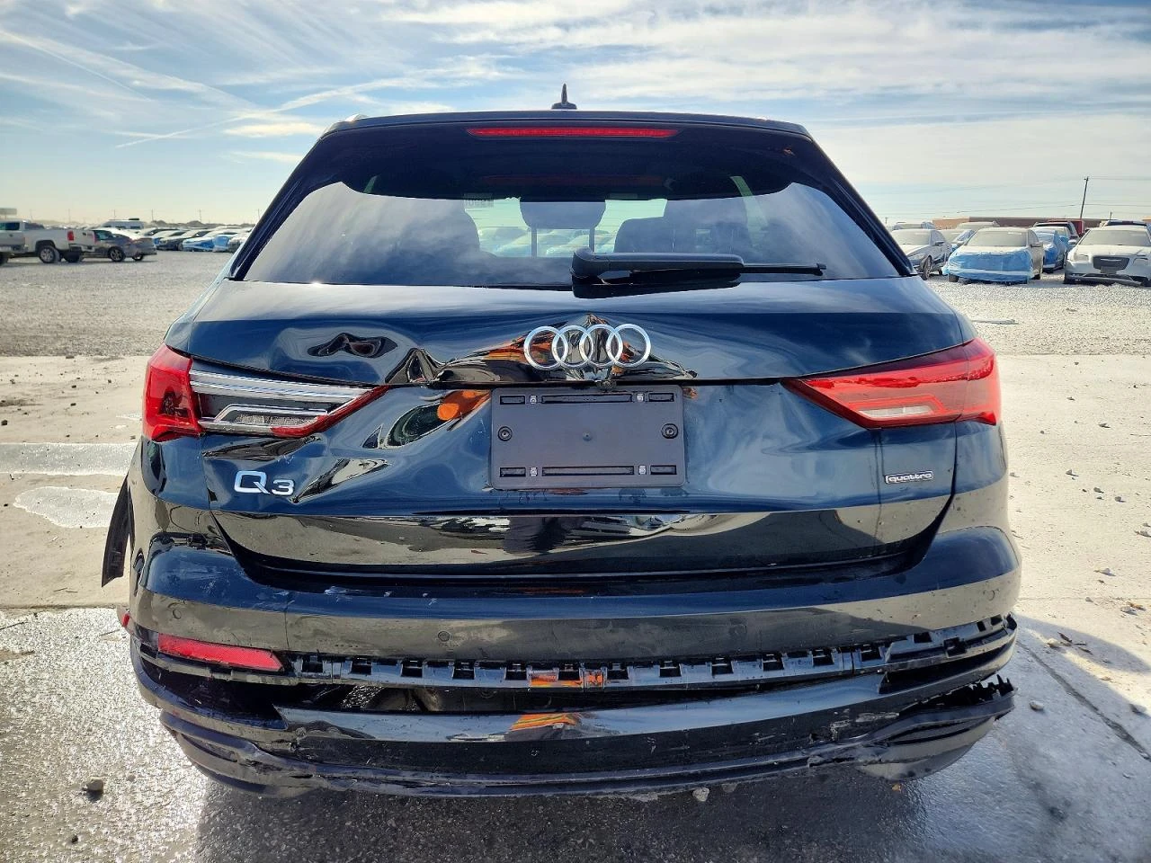 Audi Q3 2.0l Premium Plus S Line 45, снимка 6 - Автомобили и джипове - 53938539