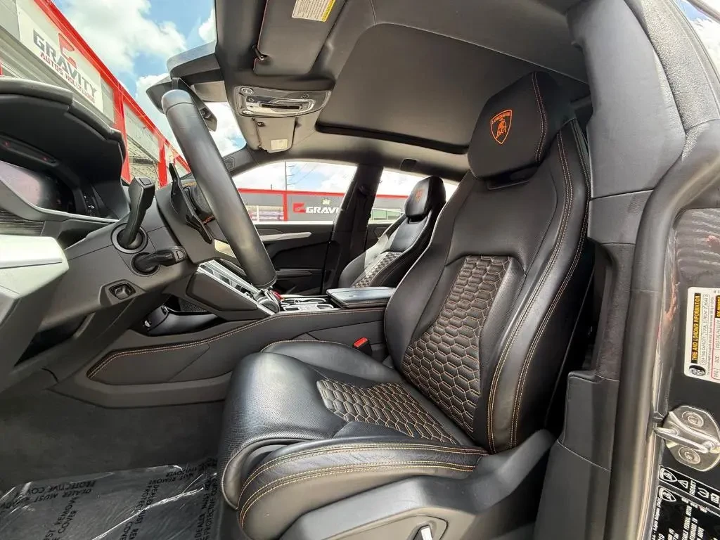 Lamborghini Urus FULL, снимка 12 - Автомобили и джипове - 54518319