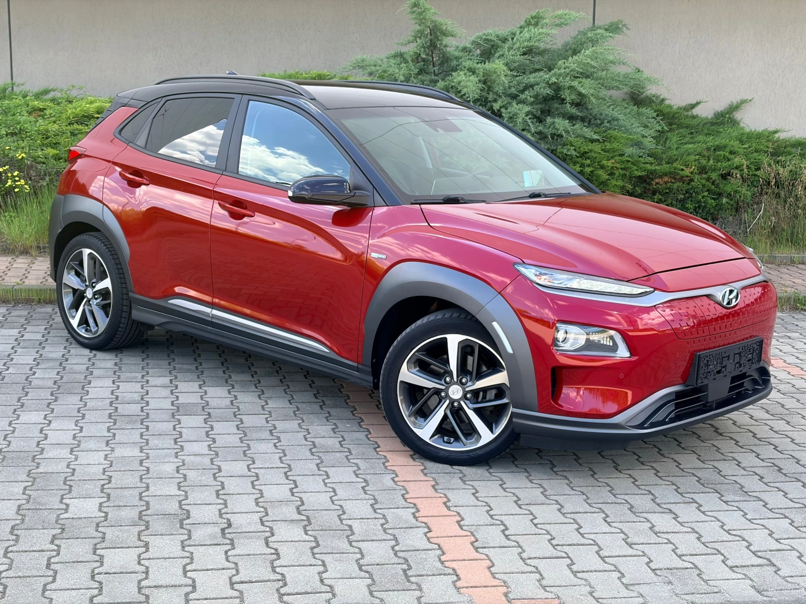 Hyundai Kona FACELIFT!!!PREMIUM!!! 64kw 204kc TERMOPOMPA!!!