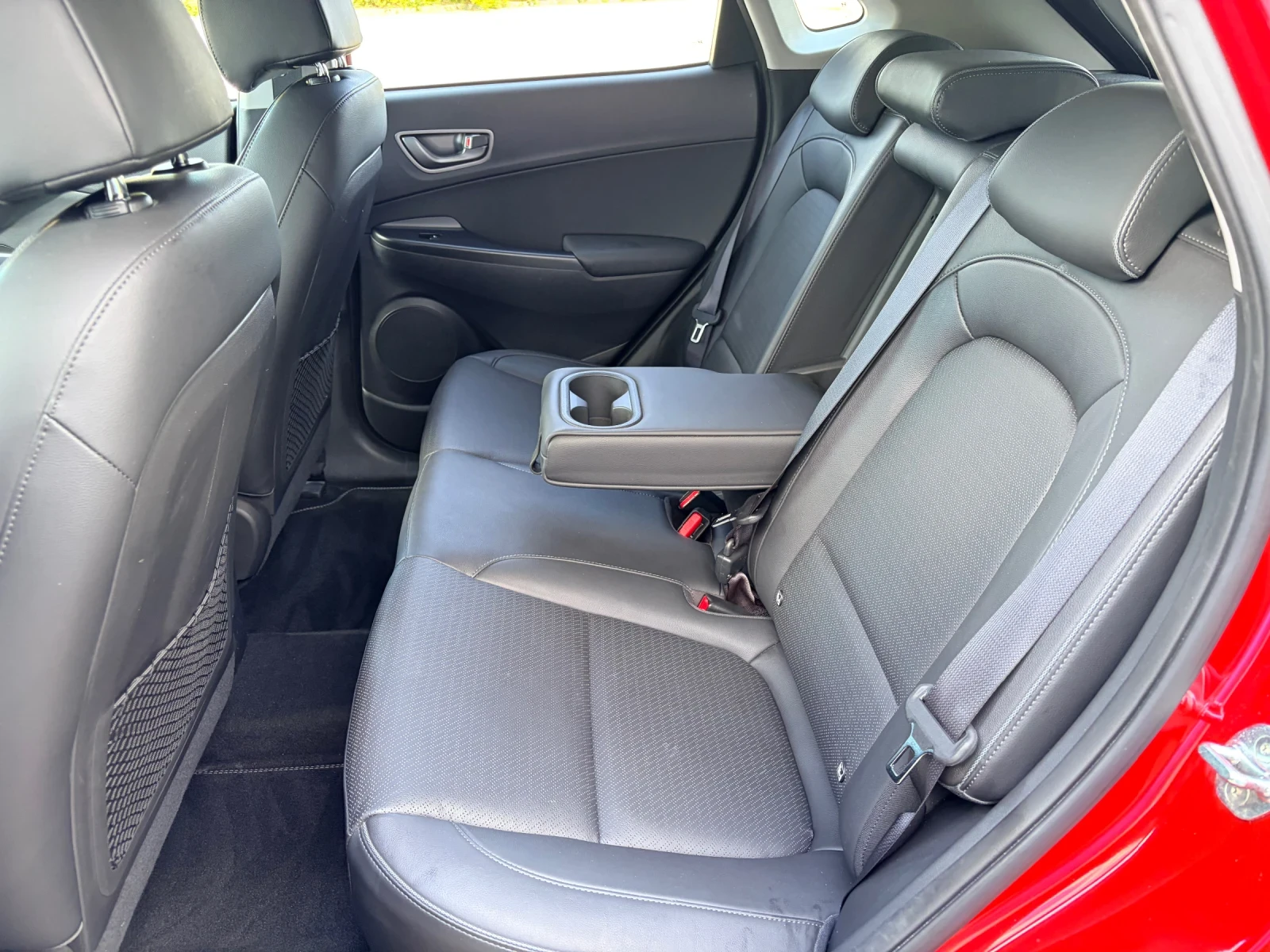 Hyundai Kona FACELIFT!!!PREMIUM!!! 64kw 204kc TERMOPOMPA!!!, снимка 14 - Автомобили и джипове - 54681838
