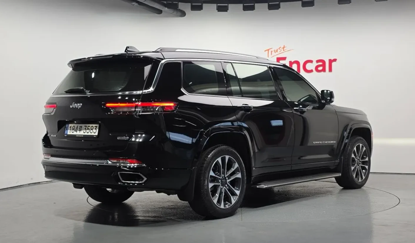 Jeep Grand cherokee OVERLAND | ХЕД ЪП | ПОДГРЕВИ* ОБДУХВАНЕ | 360, снимка 4 - Автомобили и джипове - 54979193