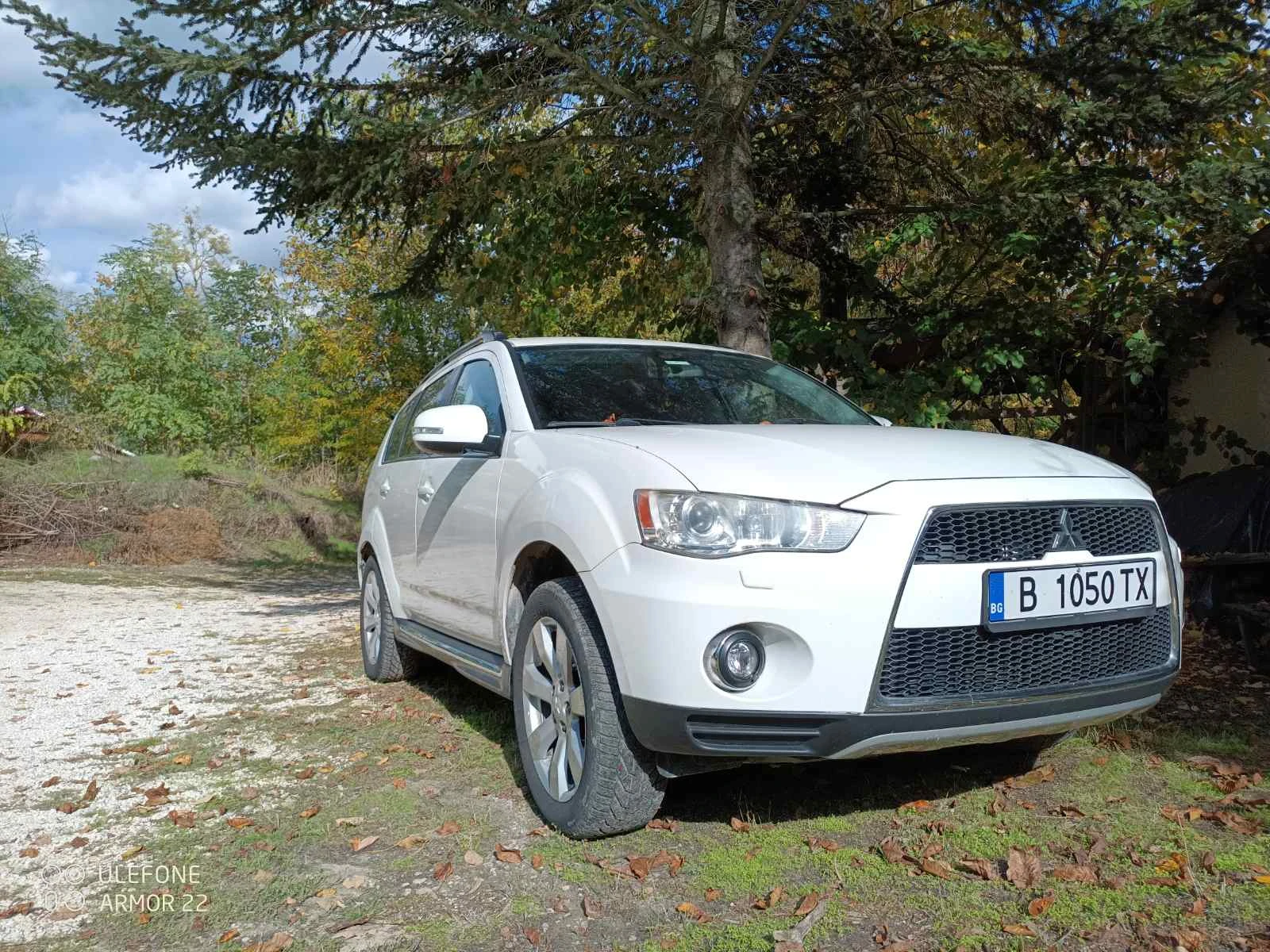 Mitsubishi Outlander, снимка 11 - Автомобили и джипове - 55165357