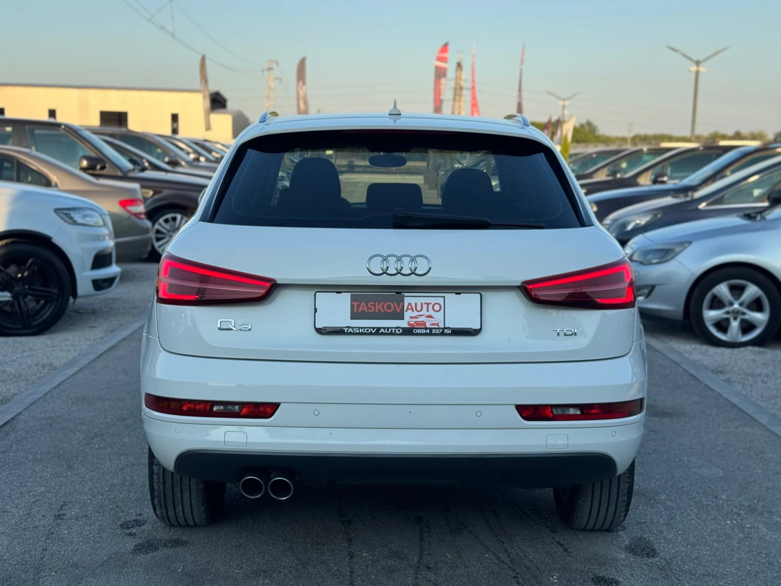 Audi Q3 2.0tdi, снимка 6 - Автомобили и джипове - 55571791