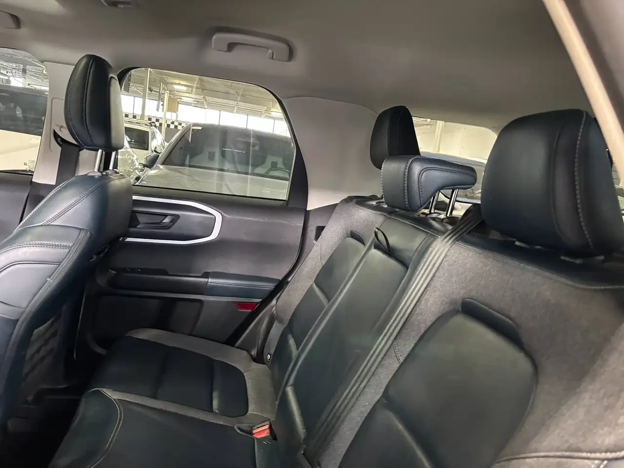 Ford Bronco Outer Banks| 4X4| NAV| SUNROOF| BLUELEATHER| BOAUD | Mobile.bg � ����������� 11