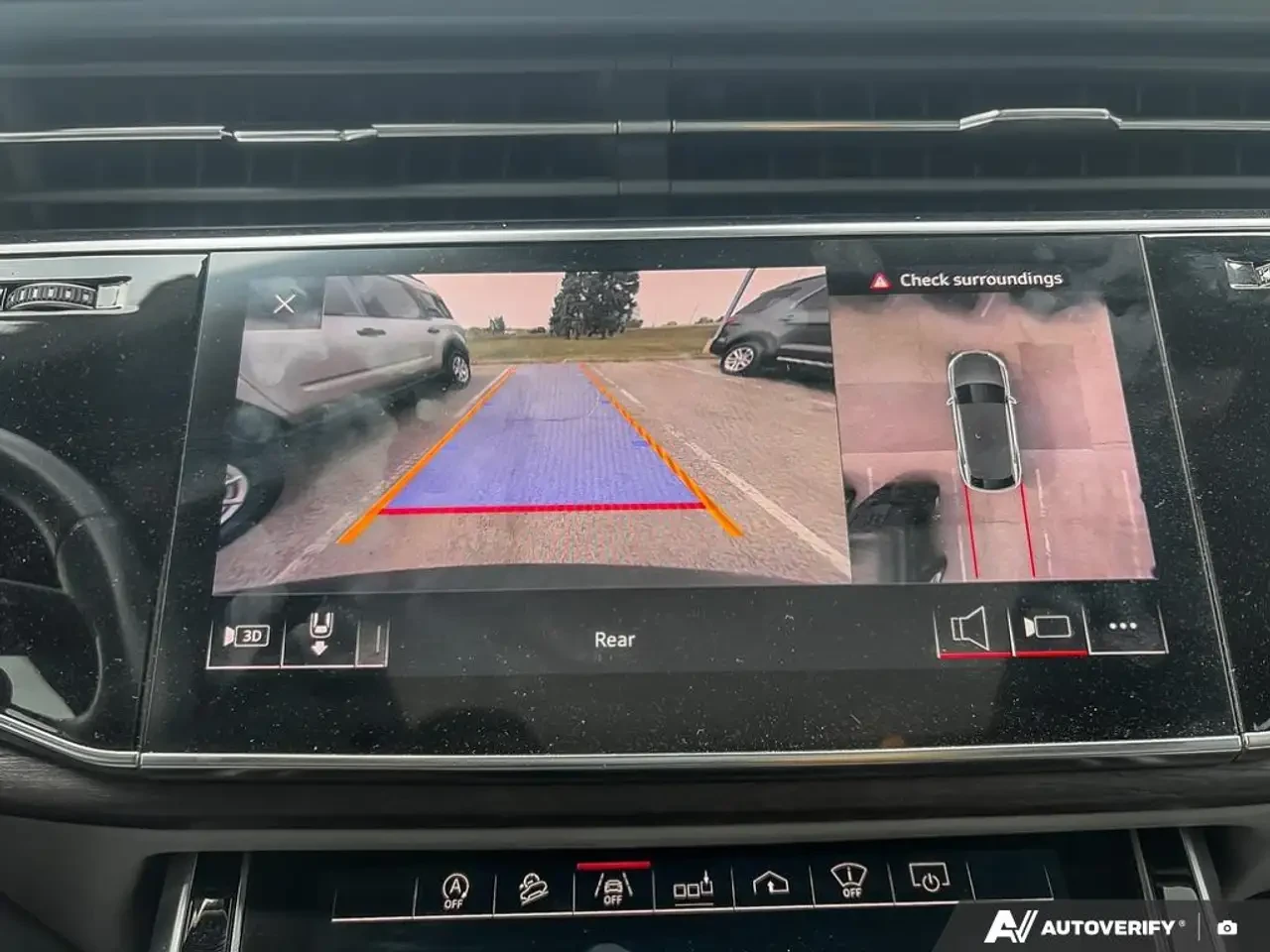 Audi Q8 ДИСТРОНИК* ВАКУМ* 360 КАМЕРИ* ХЕД-ЪП* КРАЙНА ЦЕНА*, снимка 12 - Автомобили и джипове - 56375206