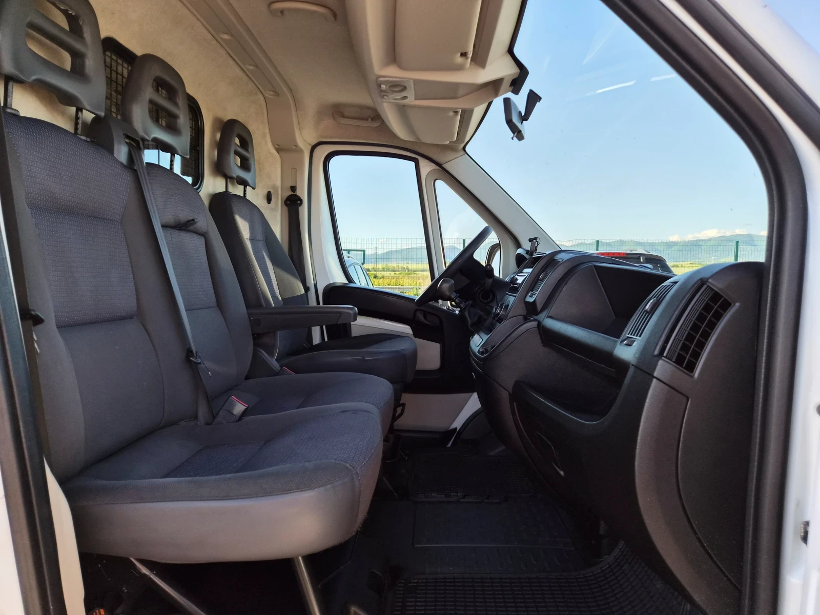 Citroen Jumper 2.2HDI 110кс 2014 година ЕВРО 5, снимка 15 - Бусове и автобуси - 54595732