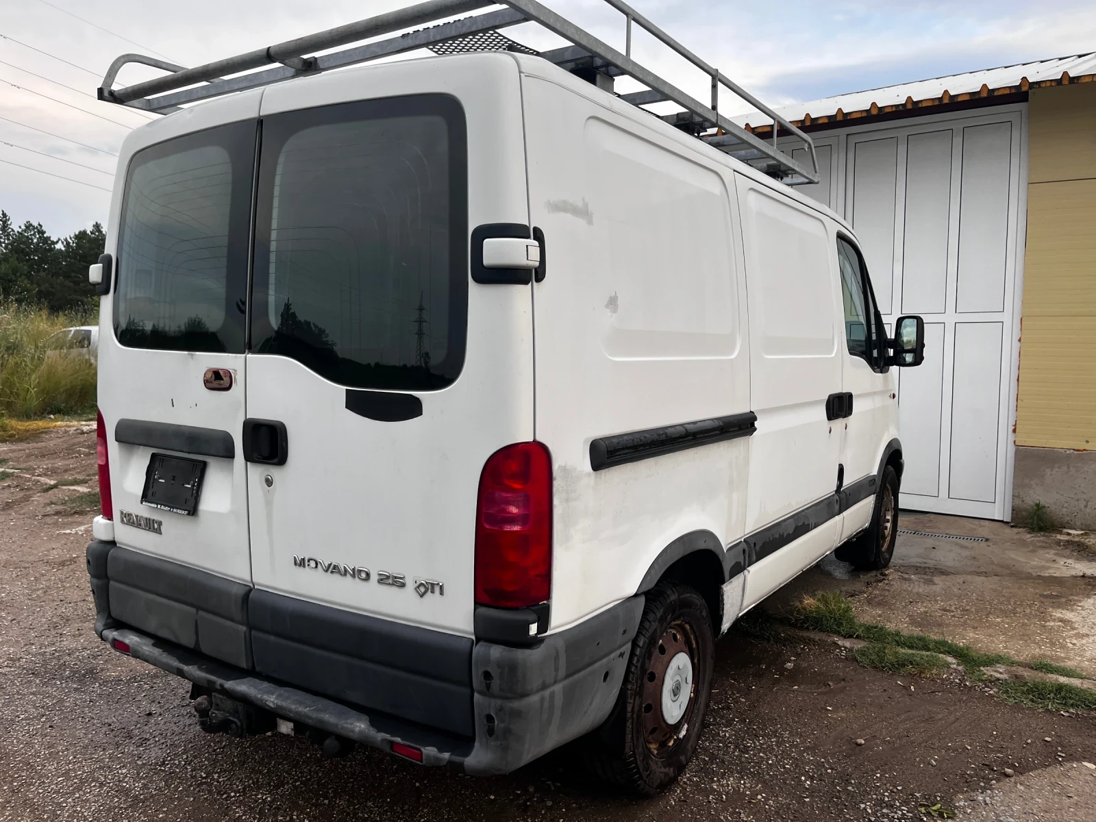 Renault Master 2.8 dti Швейцария, снимка 4 - Бусове и автобуси - 55365817
