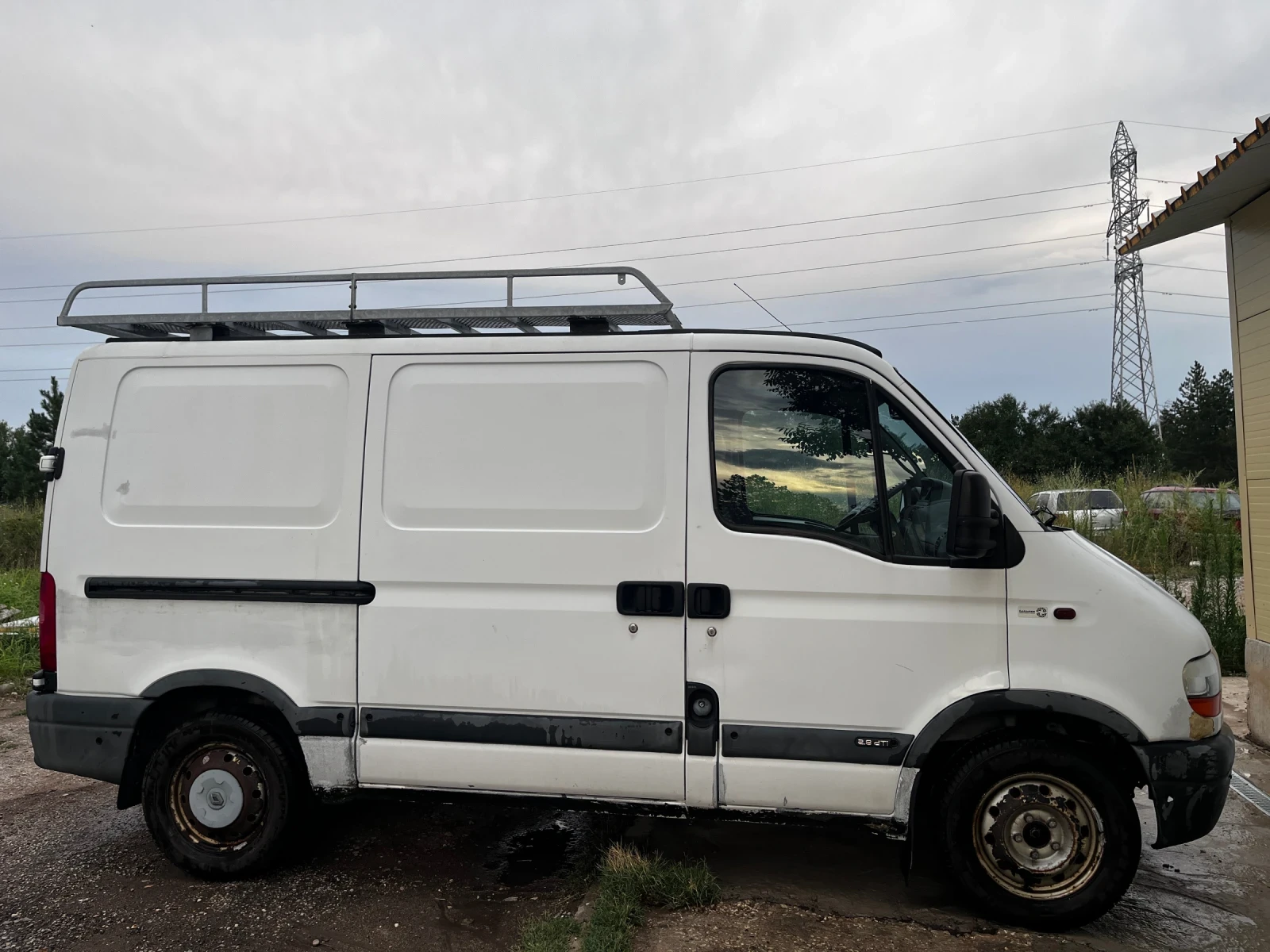 Renault Master 2.8 dti Швейцария, снимка 3 - Бусове и автобуси - 55365817