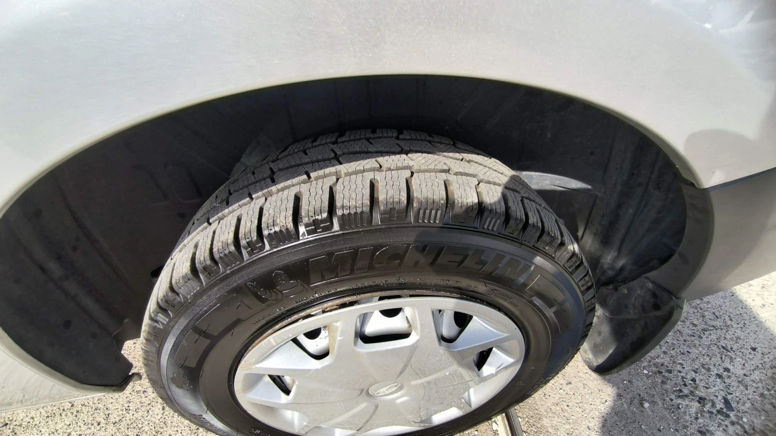 Ford Transit Custom 2.2TD, снимка 15 - Бусове и автобуси - 56295568