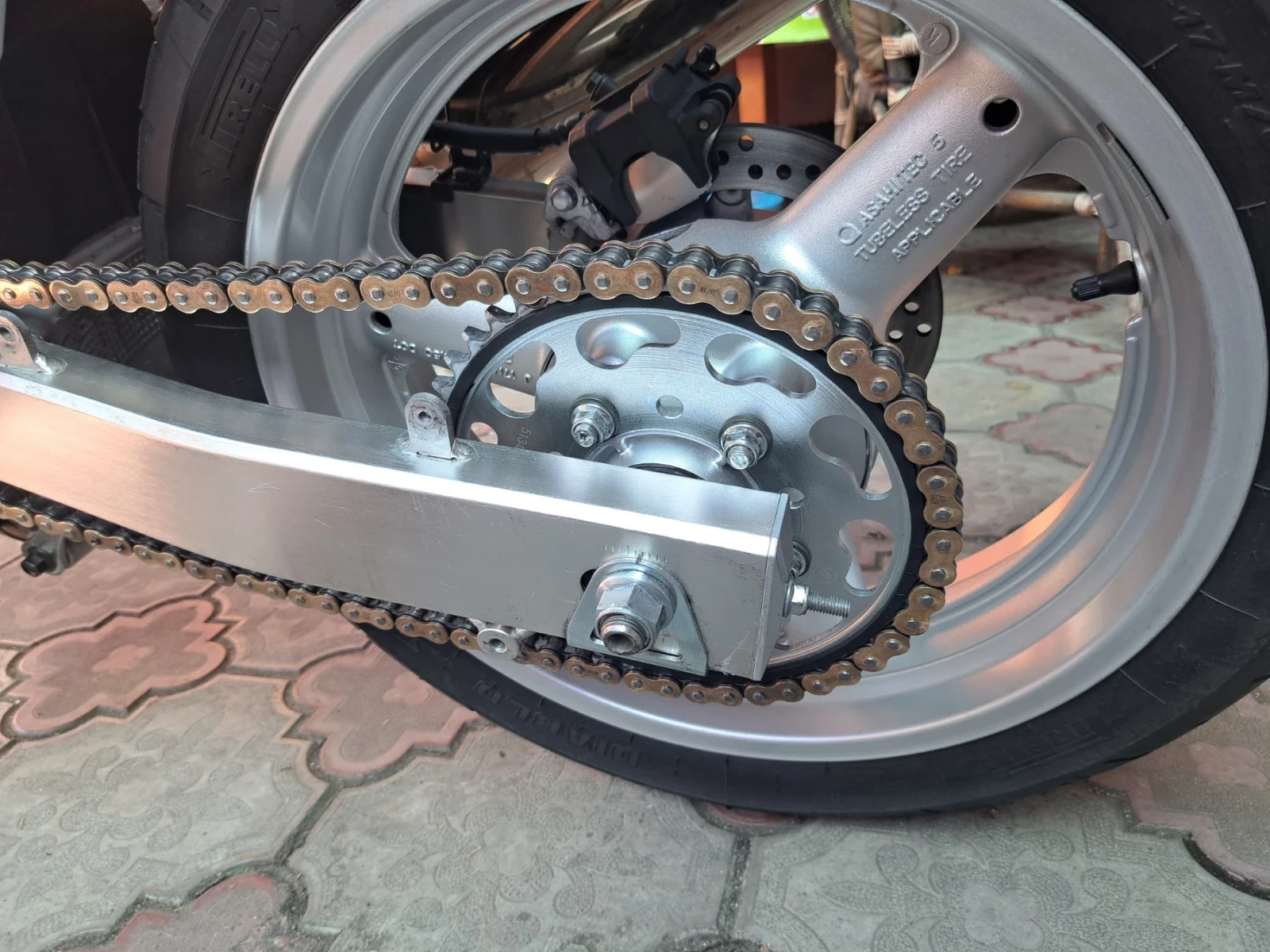 Suzuki SV  - изображение 9