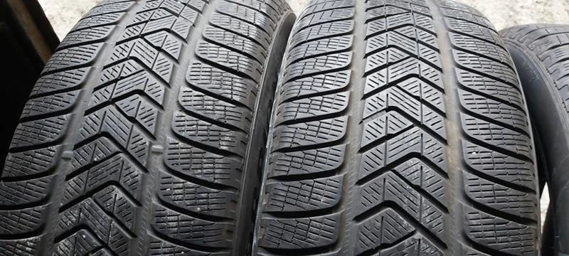 Гуми Зимни 255/50R20, снимка 2 - Гуми и джанти - 30924903