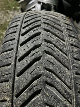 Гуми Всесезонни 205/70R15