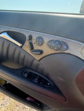Mercedes-Benz E 320, снимка 9