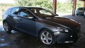 Volvo V40, снимка 3