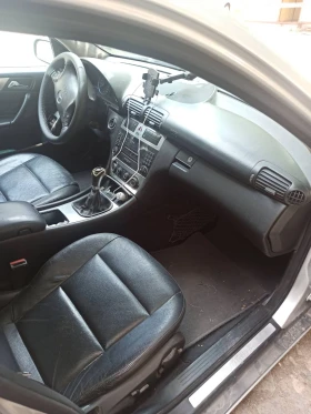 Mercedes-Benz C 220 Комби, снимка 10