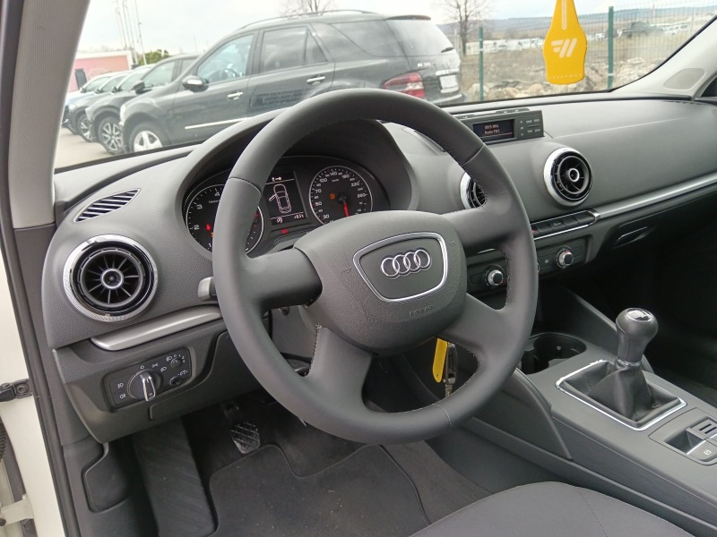Audi A3 1.6 TDI, снимка 7 - Автомобили и джипове - 46355883