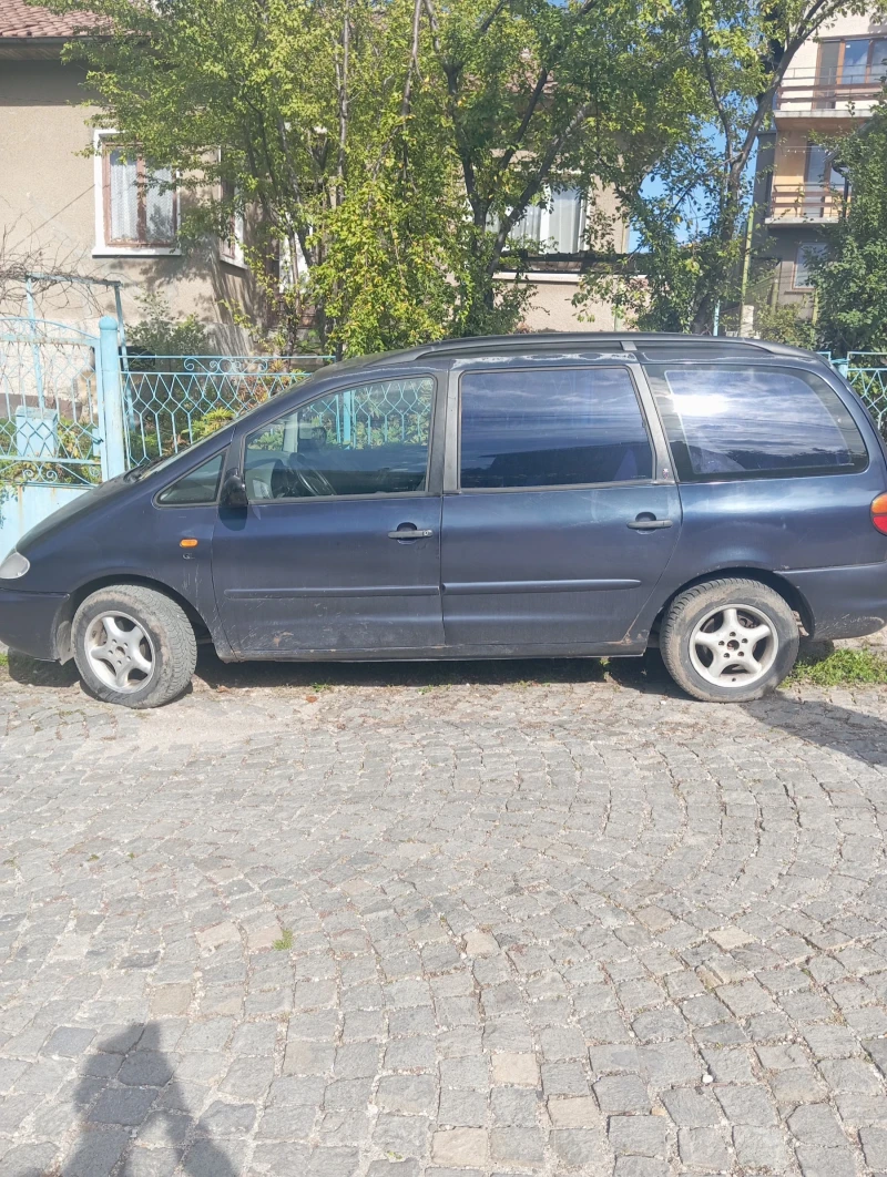 VW Sharan 2.0, снимка 3 - Автомобили и джипове - 47581836