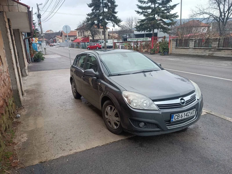 Opel Astra, снимка 2 - Автомобили и джипове - 48298405